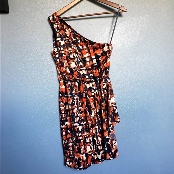 Banana Republic Dresses & Skirts - ☕️ 5/$20 Banana Republic Size 4 one strap dress